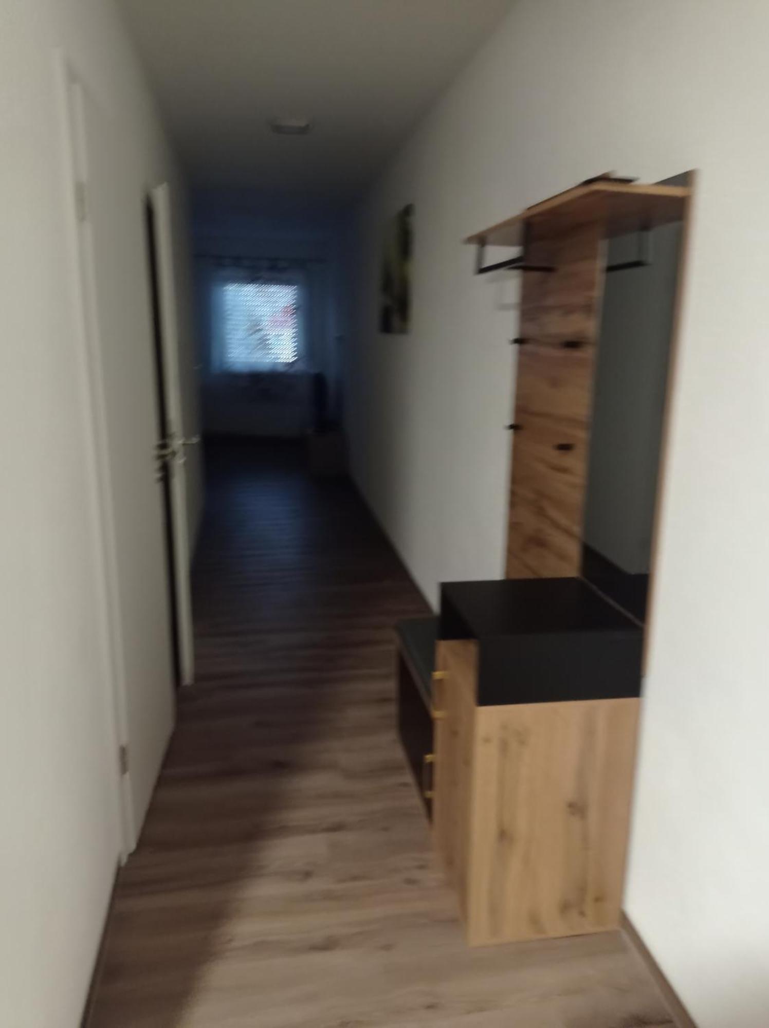 Zur Stadt Фолках Екстериор снимка